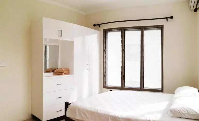 تختخواب و صبحانه Fiji Home Apartment