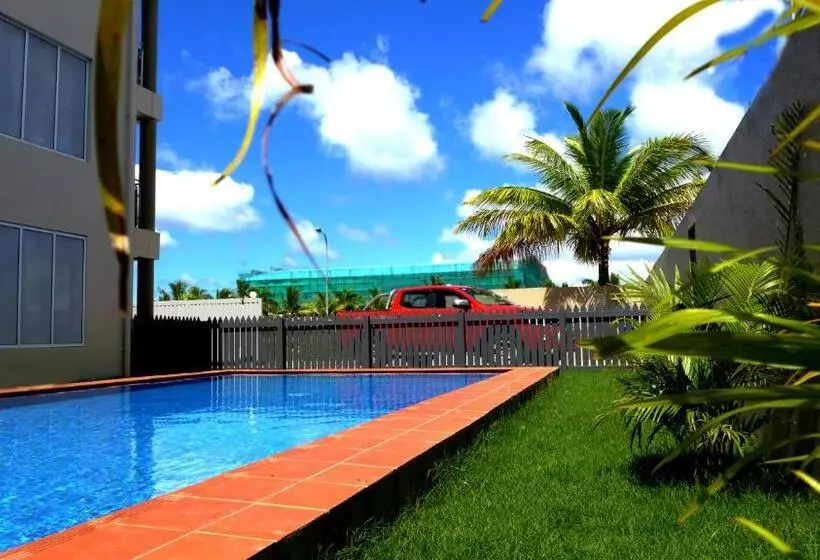 تختخواب و صبحانه Fiji Home Apartment