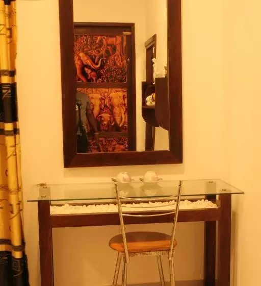 Hotelli Olivi Palace