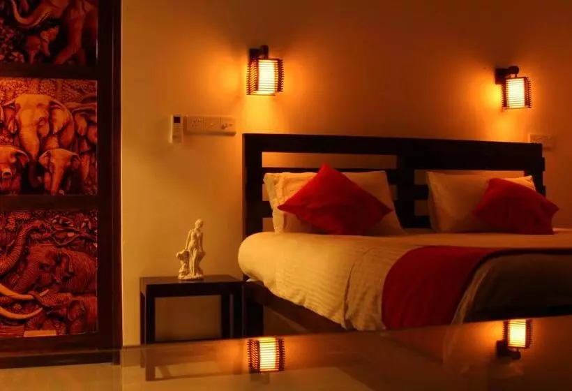 Hotelli Olivi Palace