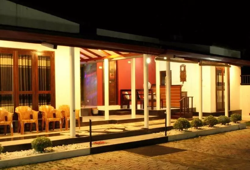 Hotelli Olivi Palace