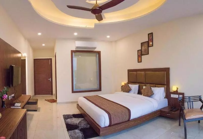 Hotelli The Darien Resort