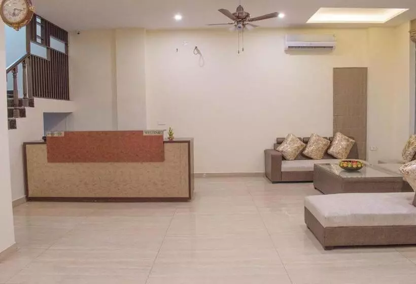 Hotelli The Darien Resort