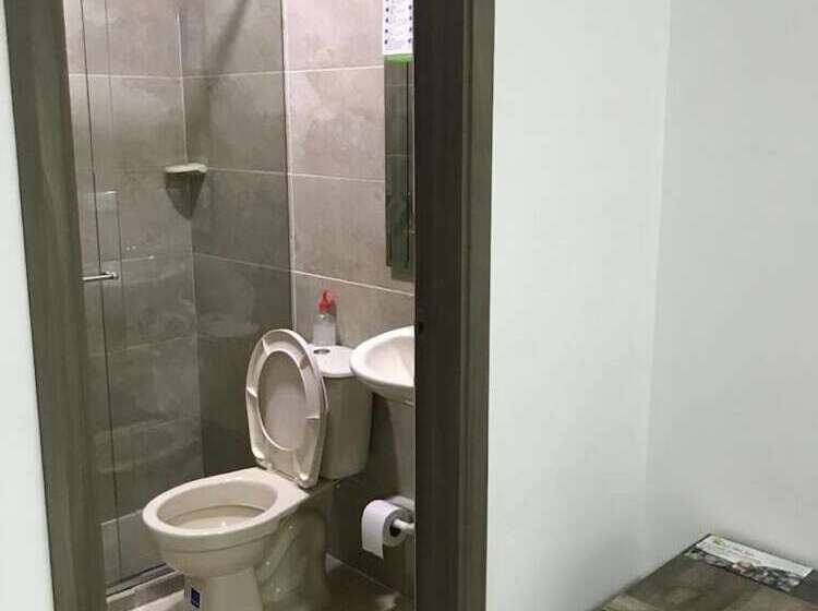 بنسيون Hostal Piedra Del Sol