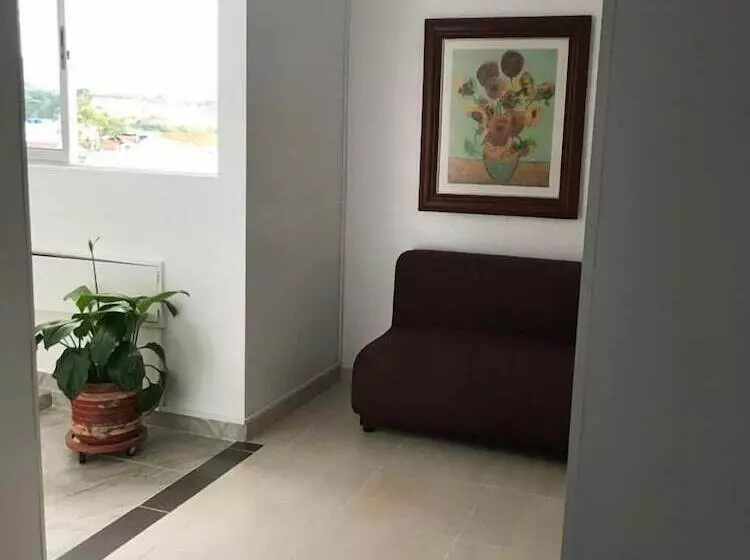 ペンション Hostal Piedra Del Sol