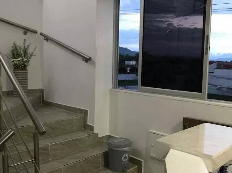 ペンション Hostal Piedra Del Sol