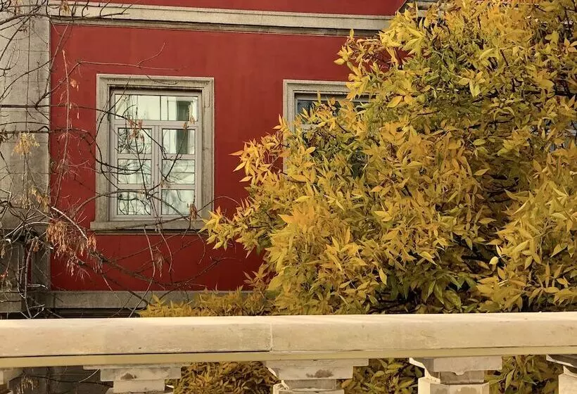 پانسیون Skyler Guest House