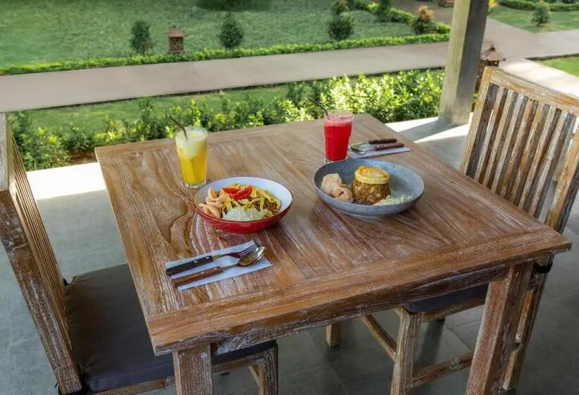ペンション Menjangan Dive Lodge