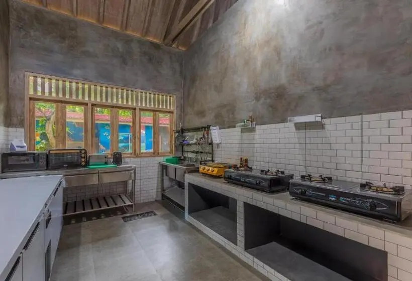 ペンション Menjangan Dive Lodge