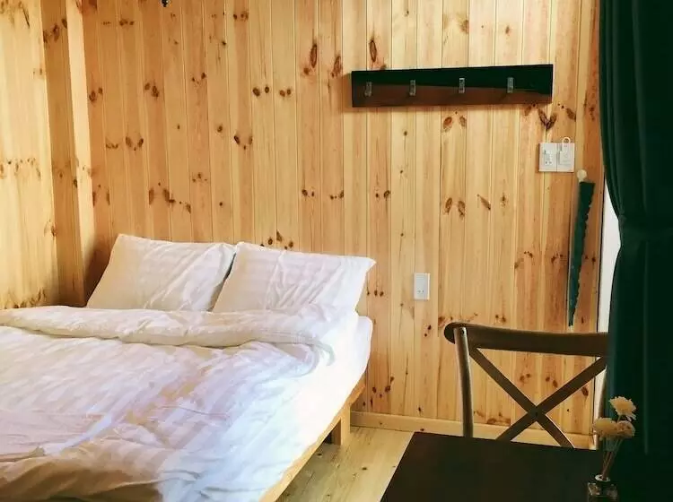 تختخواب و صبحانه An An House   Hostel