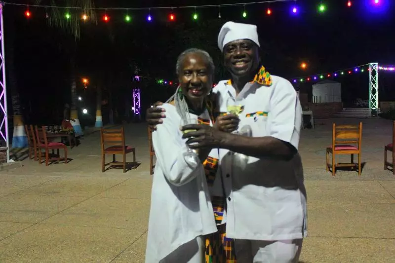 Hotelli Charlestina Beach Resort