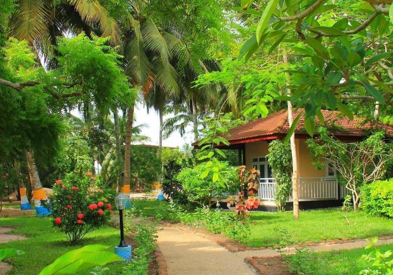 호텔 Charlestina Beach Resort