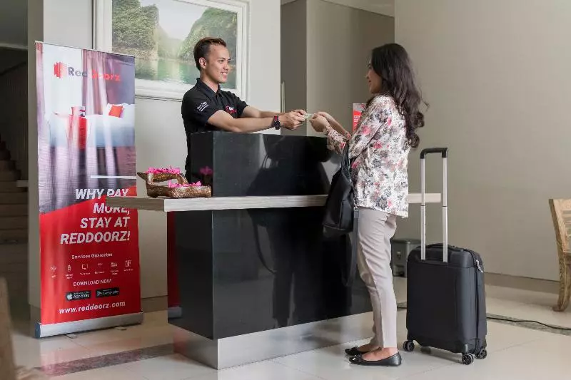 ペンション Reddoorz Plus Near Mall Slipi Jaya