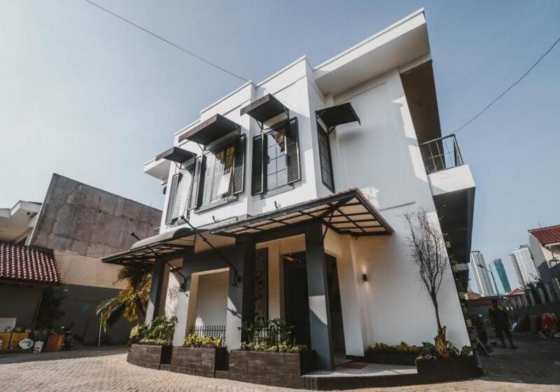 بنسيون Reddoorz Plus Near Mall Slipi Jaya