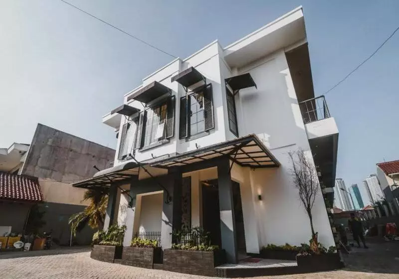 ペンション Reddoorz Plus Near Mall Slipi Jaya