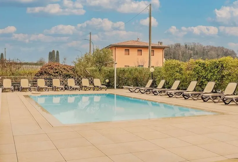 ホテル Hotiday Peschiera Frassino