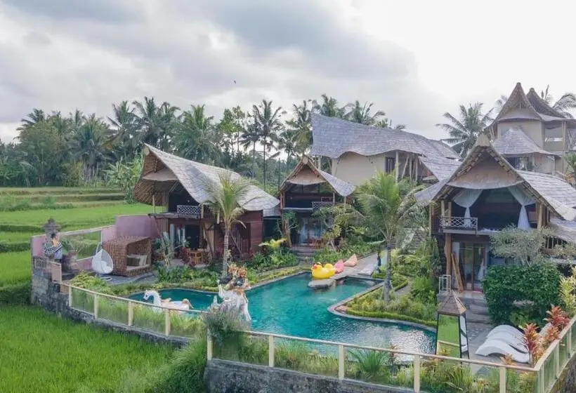ホテル Susi Spa Villa