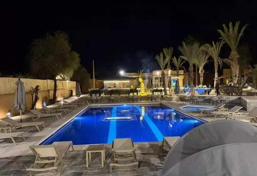 هتل Rs Hôtel Karam Resort