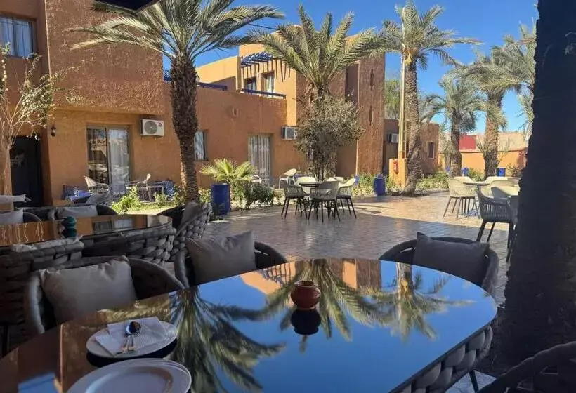 هتل Rs Hôtel Karam Resort