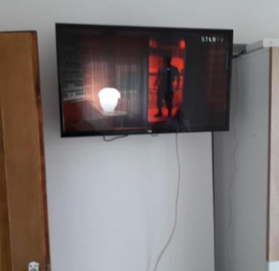 پانسیون Hedonist