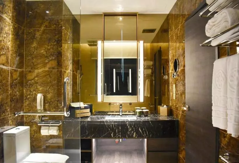 Hotel Ames