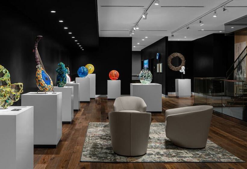 Glass Light Hotel & Gallery, Autograph Collection