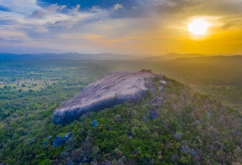 فندق Sigiriya King S Resort