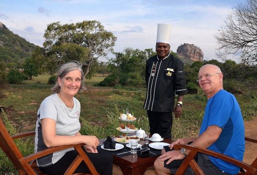 فندق Sigiriya King S Resort