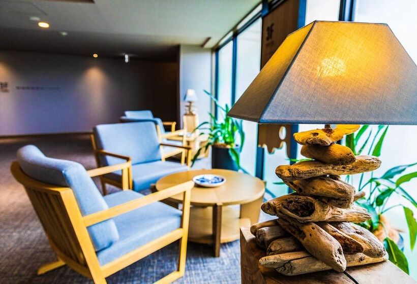 Glamday Style Okinawa Yomitan Hotel & Resort