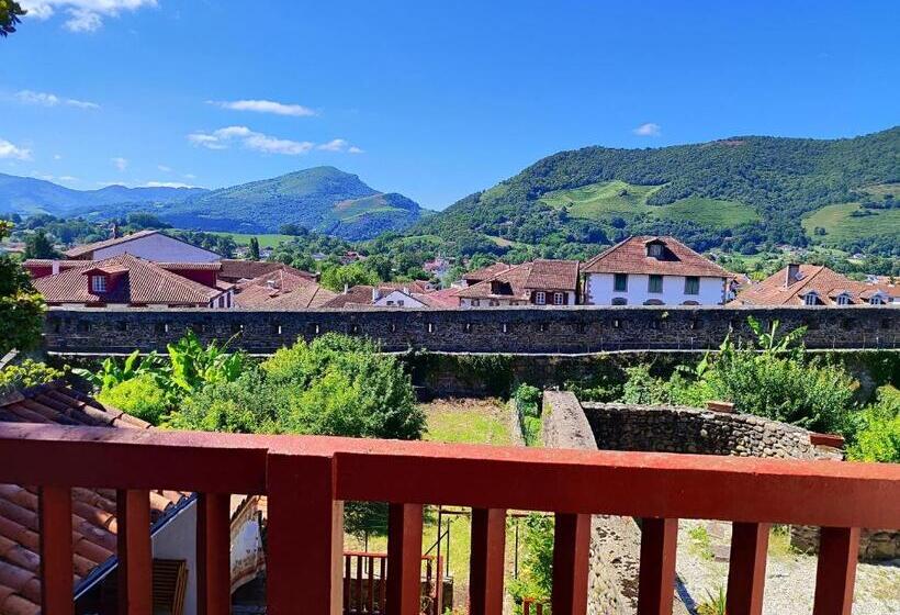هاستل L Auberge Du Pèlerin St Jean Pied De Port
