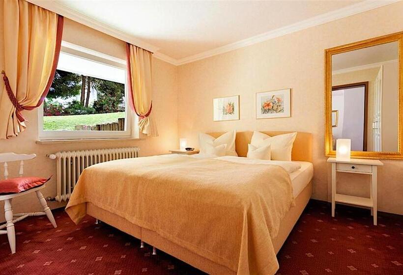 Hotel Am Rehberg Garni