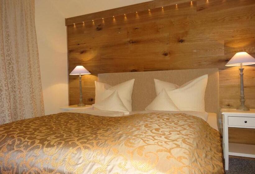 Hotel Am Rehberg Garni