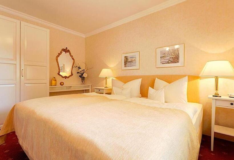 Hotel Am Rehberg Garni