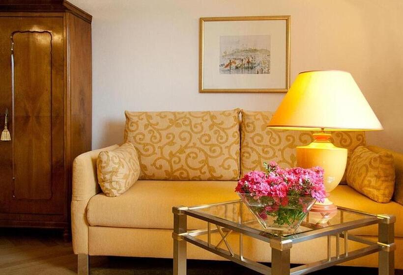 Hotel Am Rehberg Garni