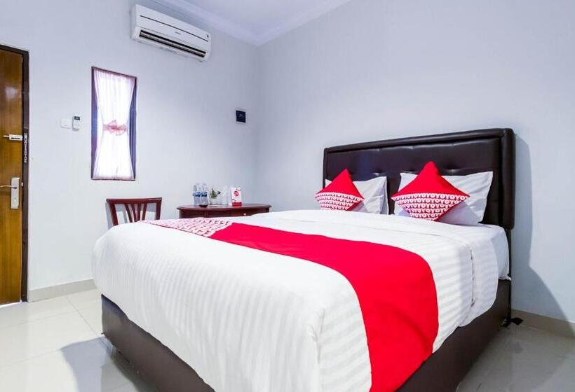 Szálloda Oyo 283 Helvetia Residence