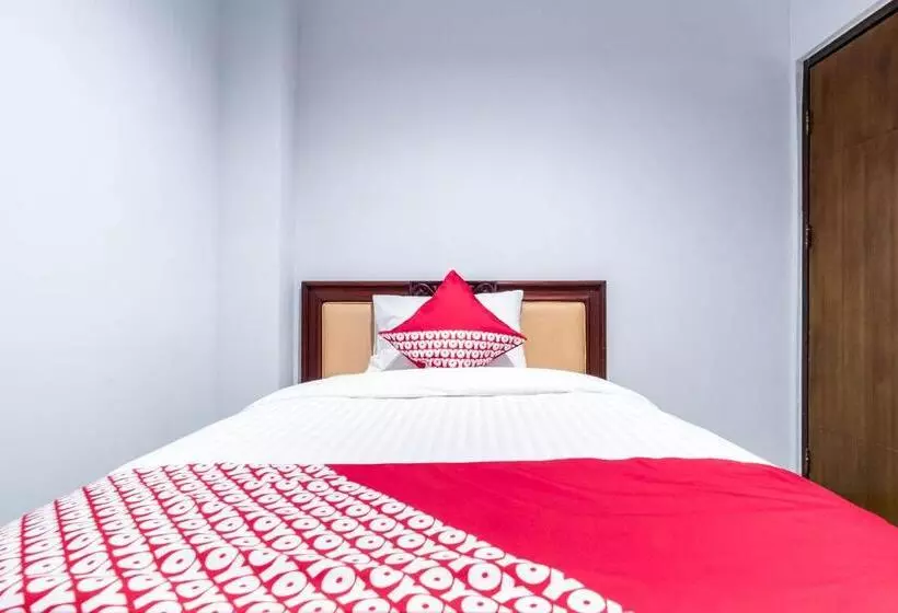 ホテル Oyo 283 Helvetia Residence