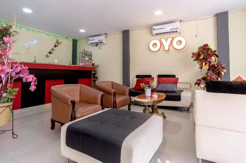 ホテル Oyo 283 Helvetia Residence