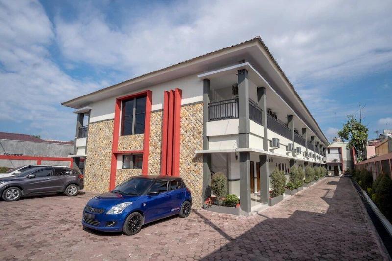 Szálloda Oyo 283 Helvetia Residence