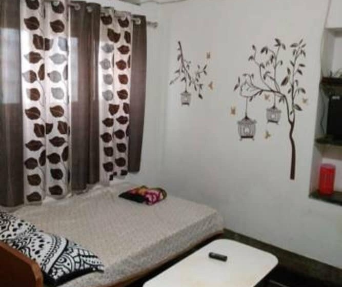 פנסיון Sky Blue Guest House