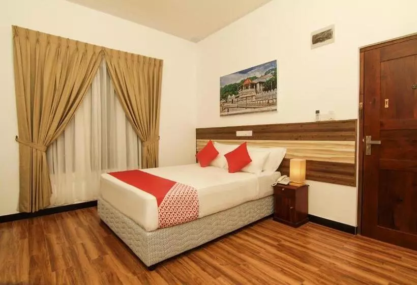 ホテル Clove Transit