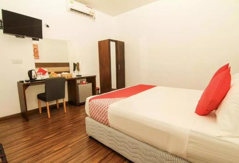 ホテル Clove Transit