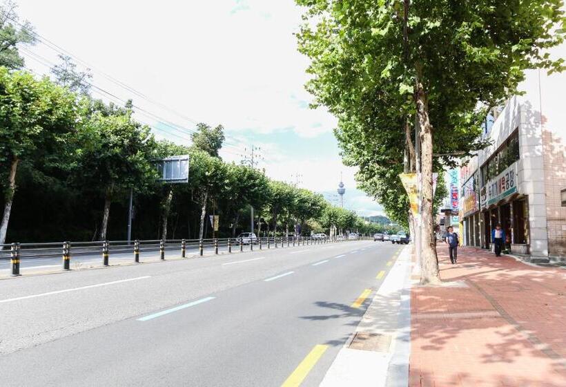 Motel Seong Dong Jang