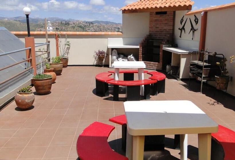 هاستل Cittadella Hostal