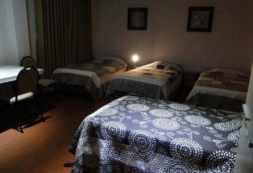 هاستل Cittadella Hostal