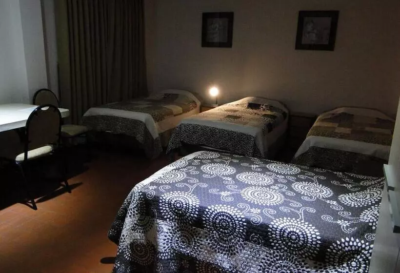 هاستل Cittadella Hostal