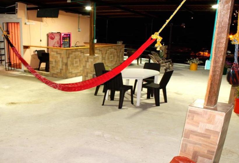 هاستل Hostal Happy Day