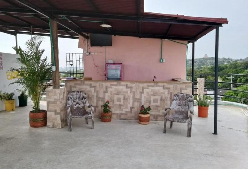 هاستل Hostal Happy Day