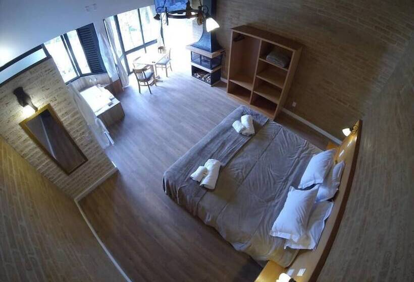 فندق صغير Terrazzo Dos Alpes