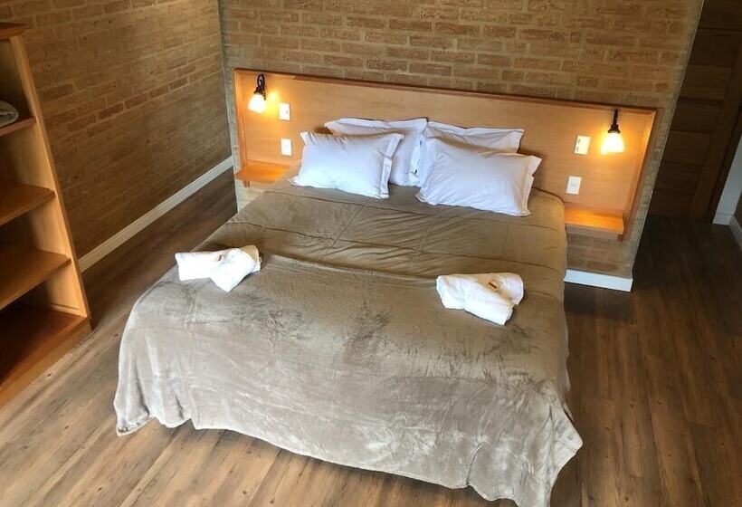 فندق صغير Terrazzo Dos Alpes