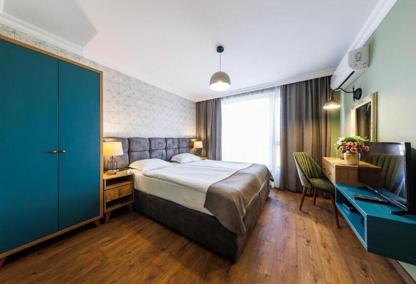 Avenue Hotel   Free Parking